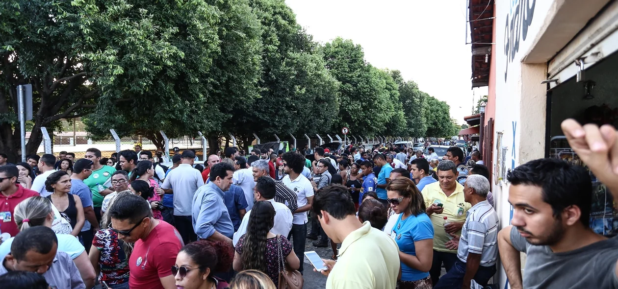 Muita gente na Caminhada 