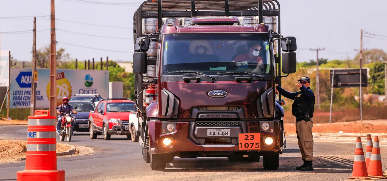 PRF partcipou da fiscalização