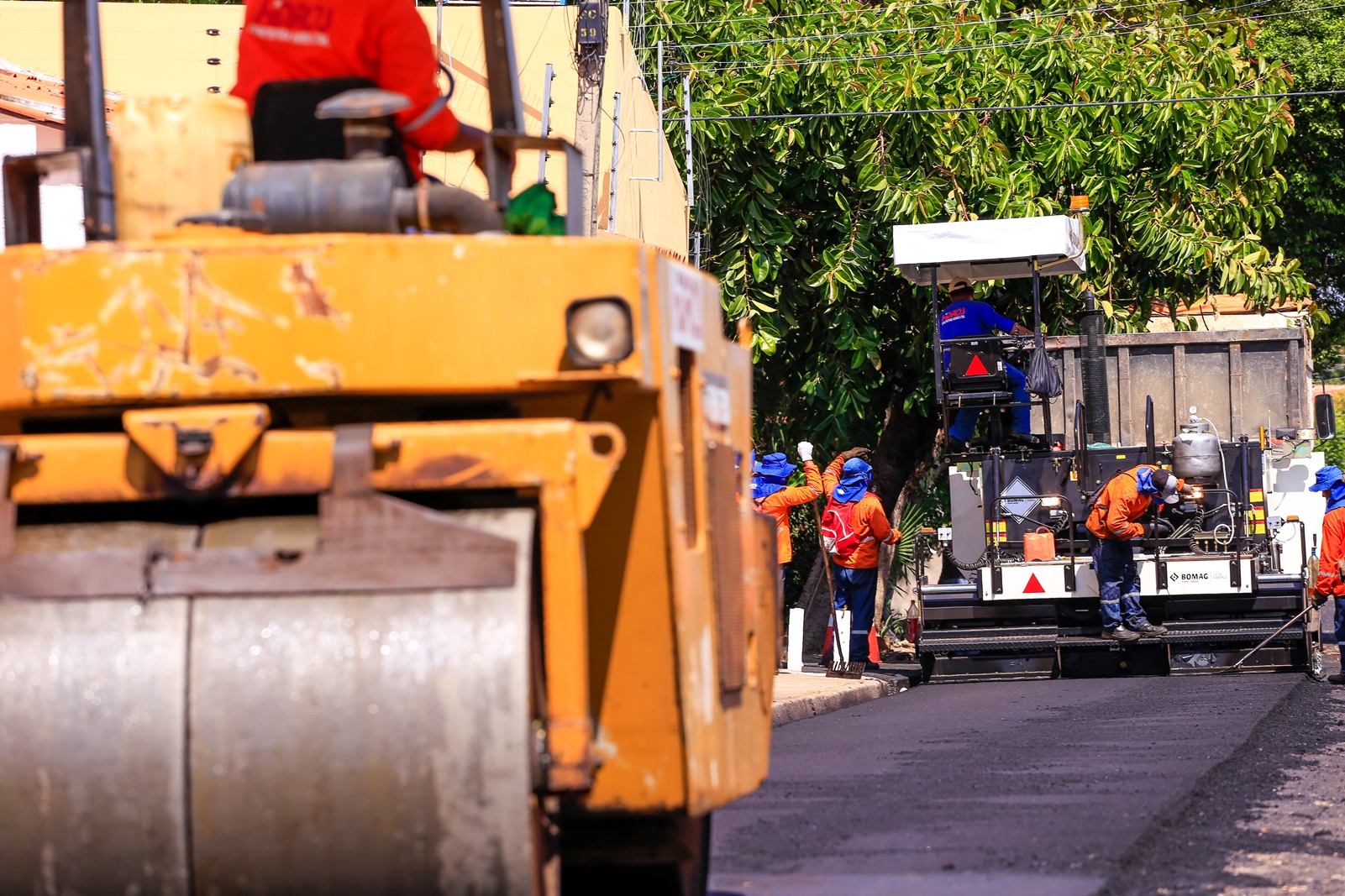 Obra de asfaltamento está sendo realizada na  zona sul de Teresina