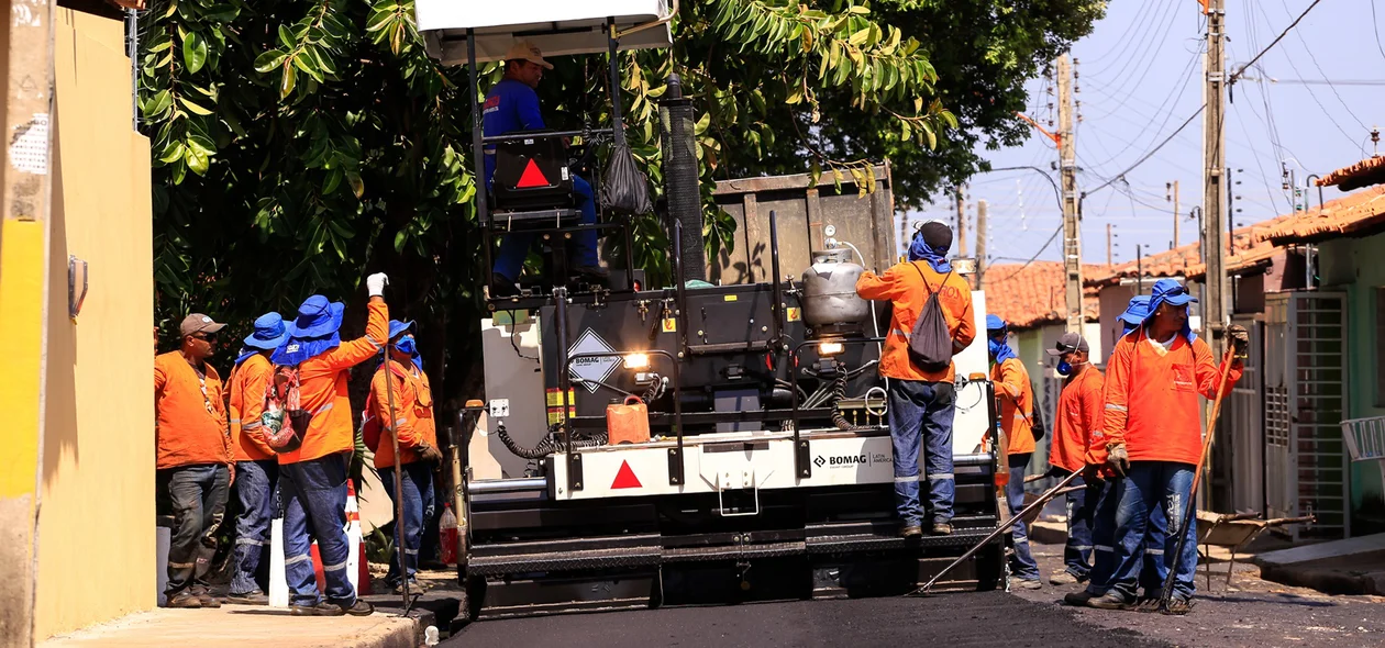 Obra de asfaltamento realizada na zona sul de Teresina