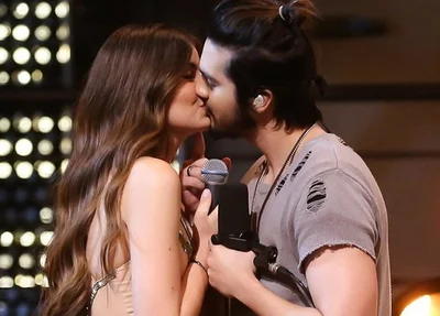 Luan Santana e Camila Queiroz