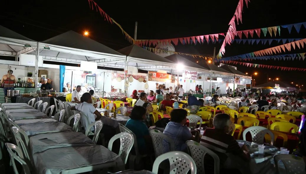 Praça de Alimentação do Encontro Nacional de Folguedos 2016
