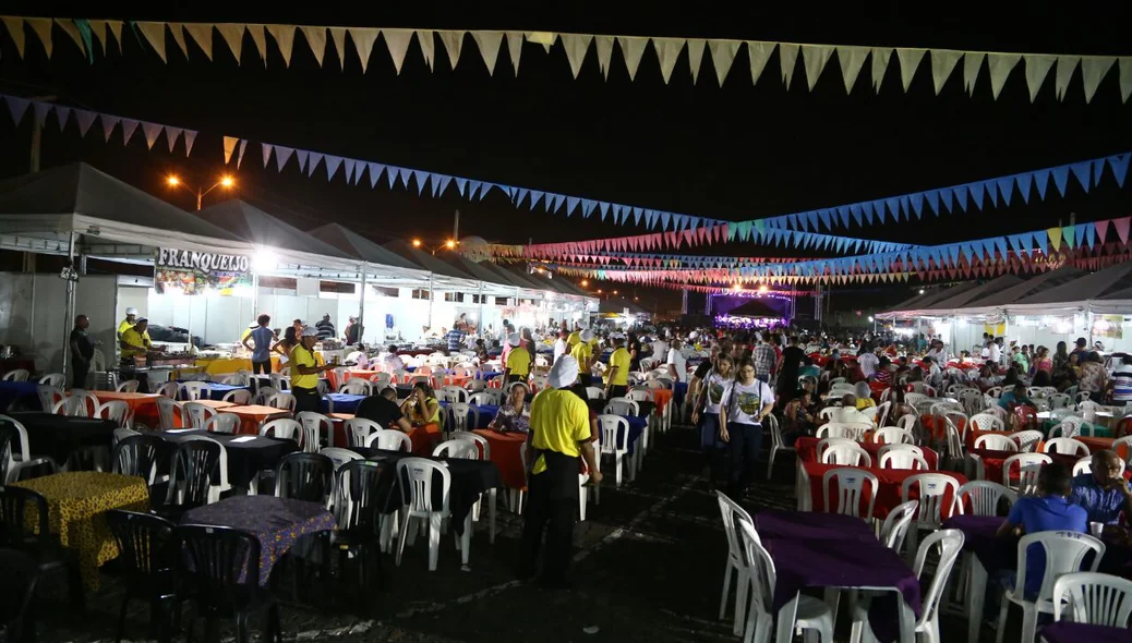 Praça de alimentação