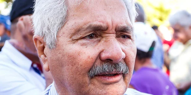 Senador Elmano Férrer 