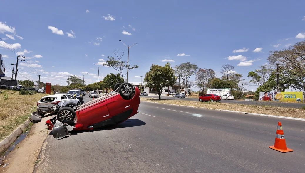 Acidente na Avenida João XXIII