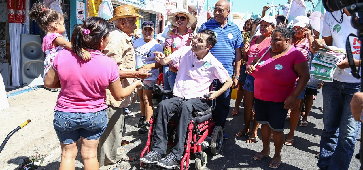 Caminhada Amadeu Campos no bairro Piçarra 