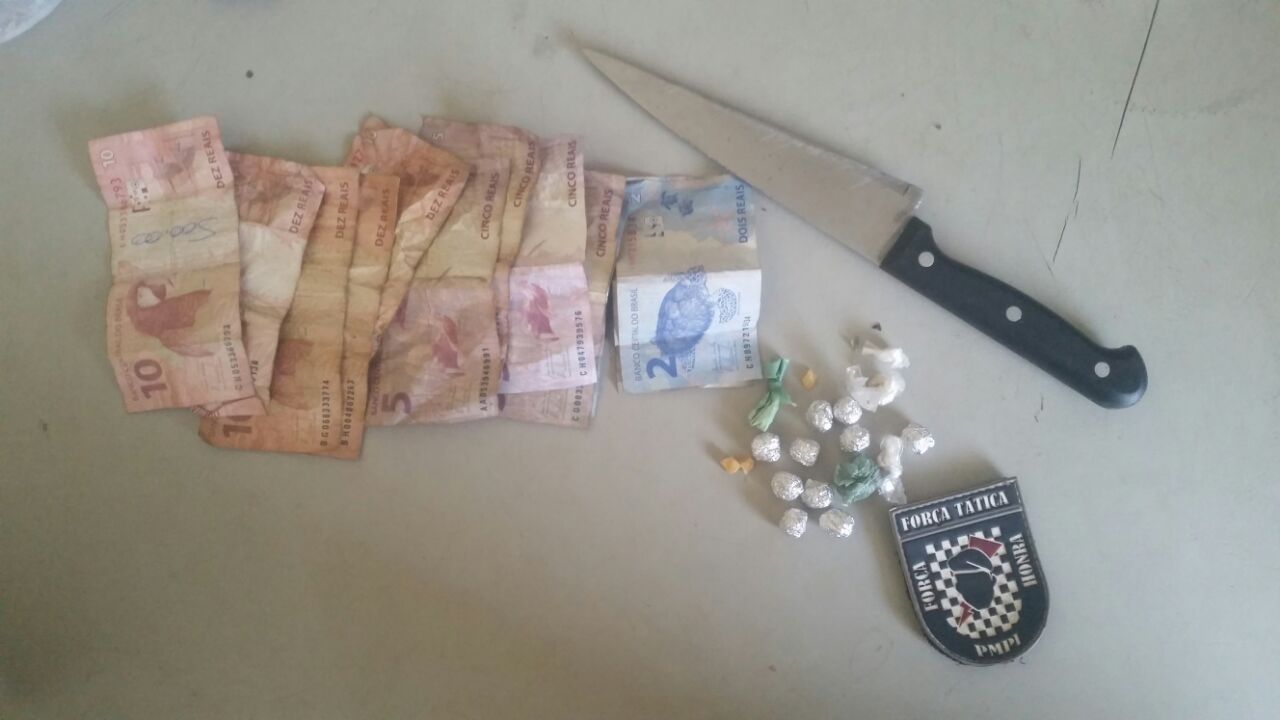 Material apreendido pela polícia
