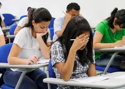 Estudantes 