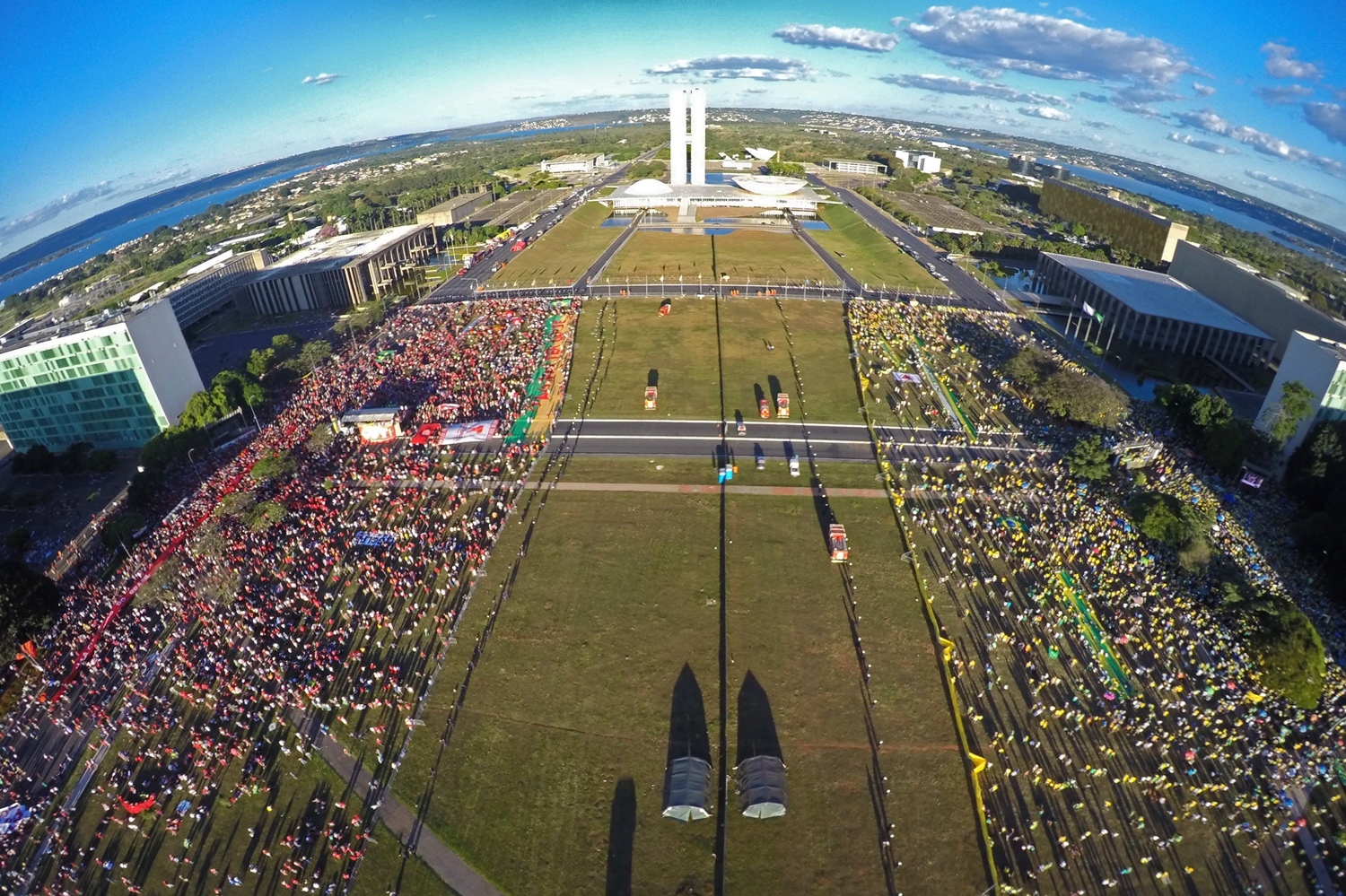 GDF fecha Esplanada para julgamento final de Dilma