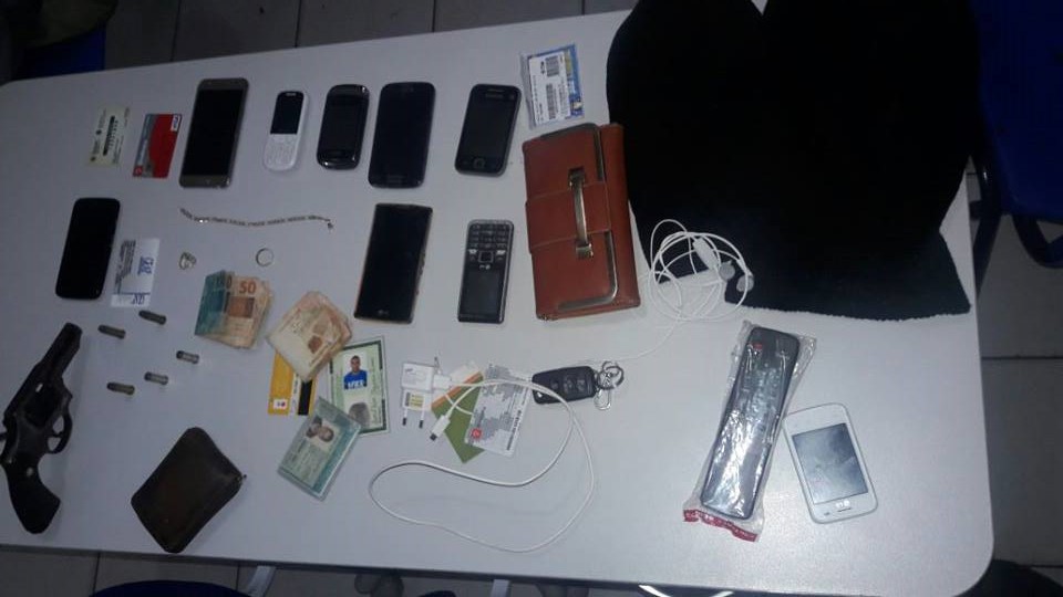 Material apreendido pela polícia