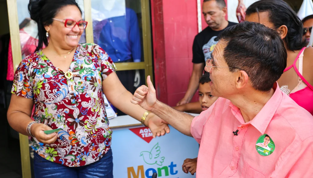 Amadeu campos em visita ao mocambinho