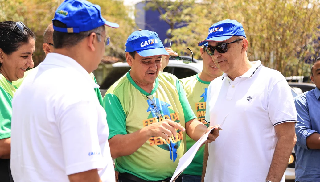 Governador visita 1º Feirão de Imóveis do Servidor Publico