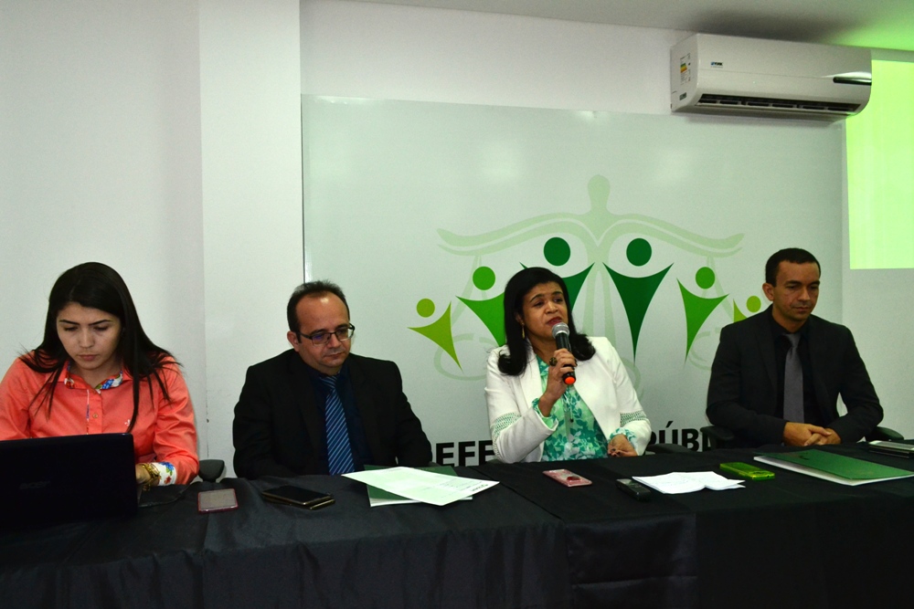 Defensora geral Hildeth Evangelista faz pronunciamento na audiência pública