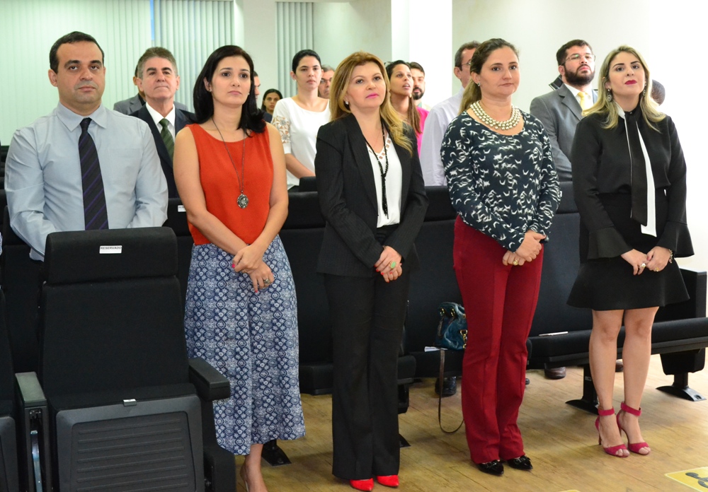 Defensores e representantes de outras Instituições estiveram presentes