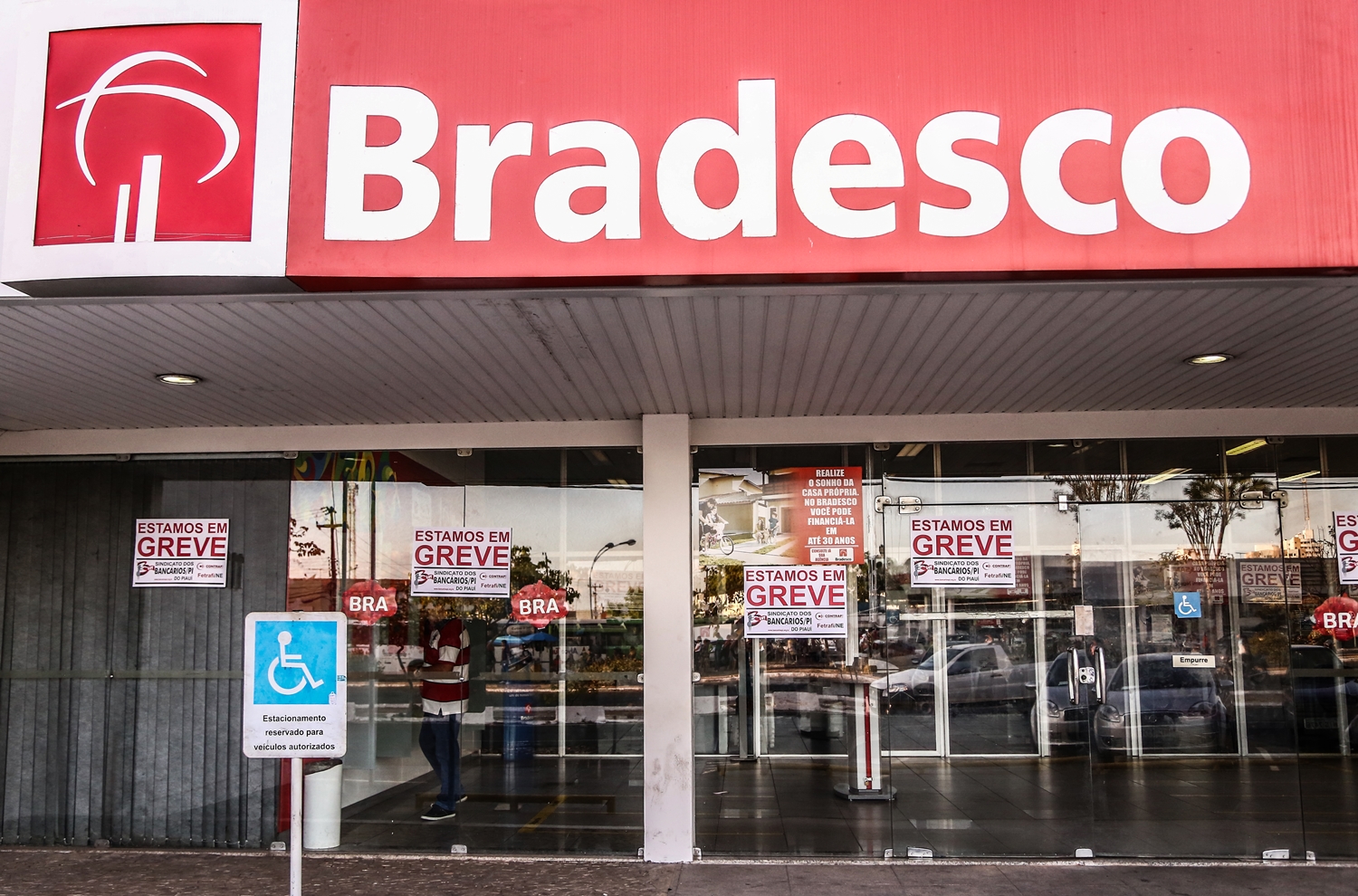 Bancos em Teresina em greve