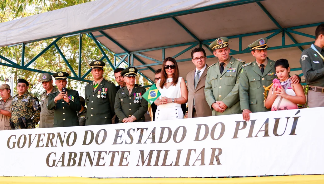 Autoridades presente na solenidade