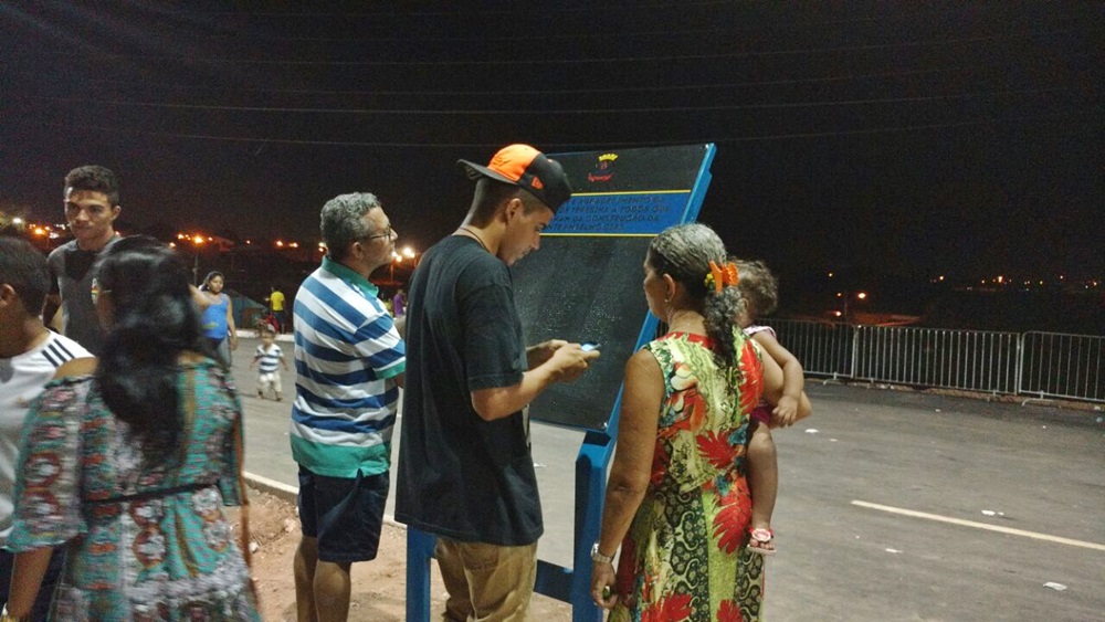Populares prestigiam inauguração 