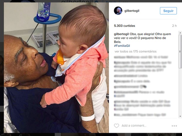 Gilberto Gil recebe a visita de seu neto