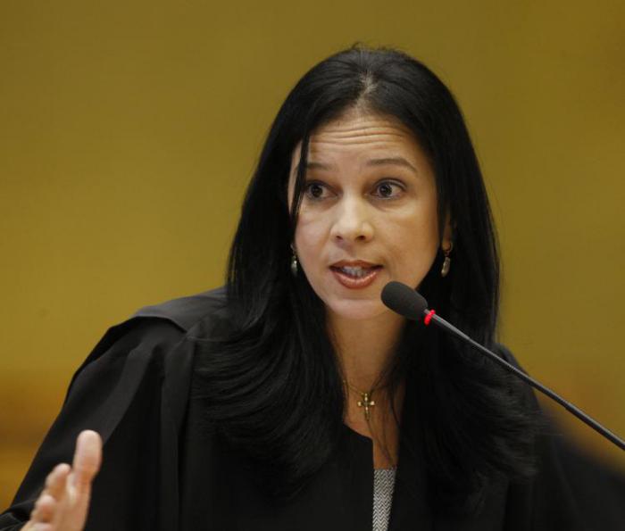 Grace Mendonça
