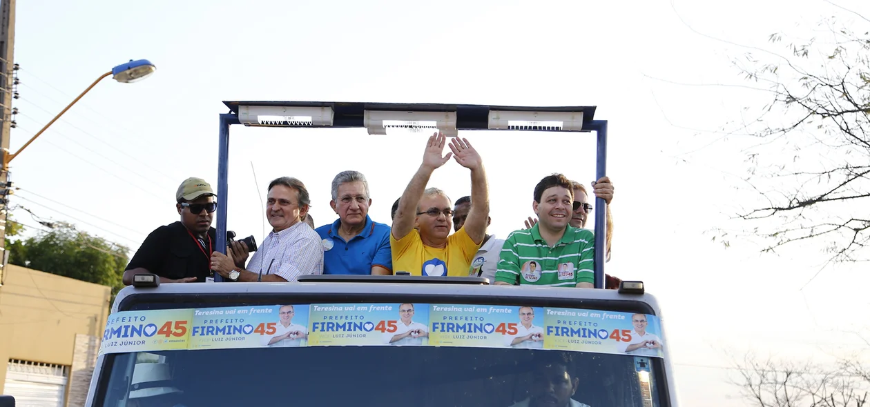 Firmino faz carreata em Teresina 