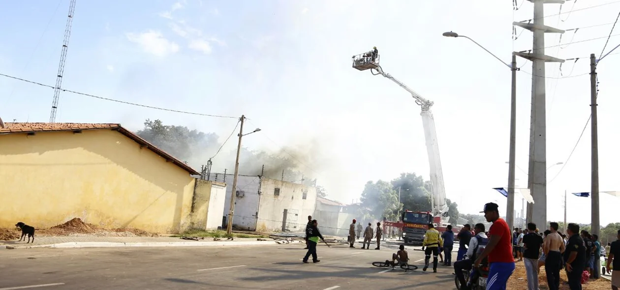 Incêndio em depósito da Pax União em Teresina