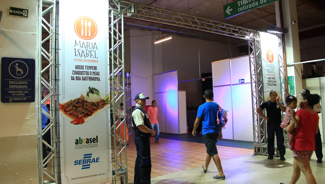 Festival Maria Isabel no Rio Poty Shopping
