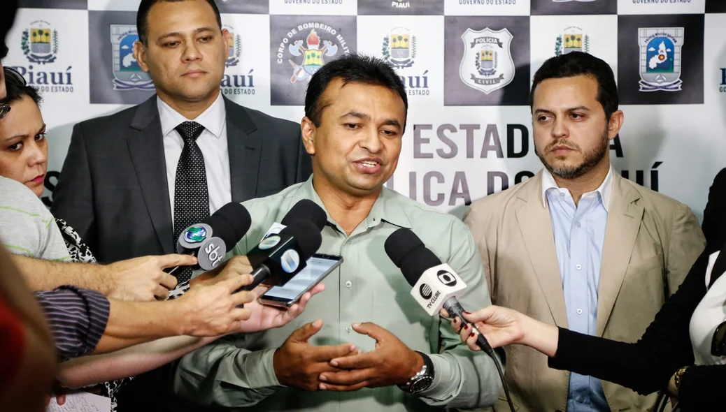 Apresentação de materiais na Operação Forasteiros