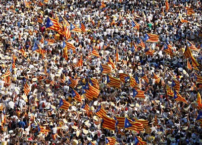 Cerca de 540 mil pedem independência da Catalunha