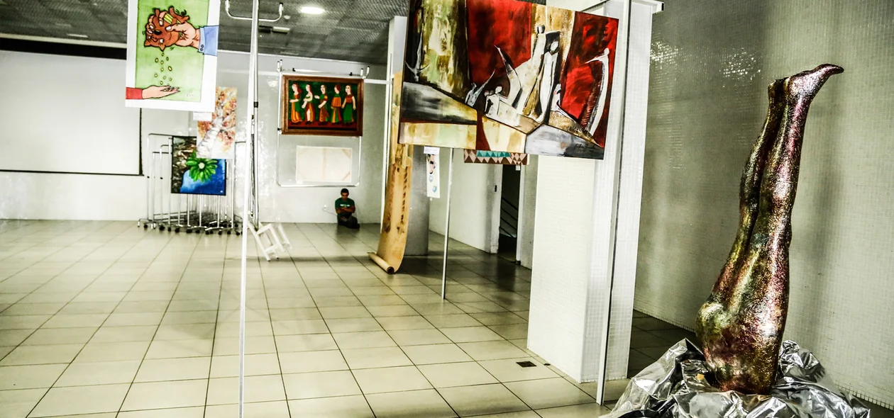De pernas pro ar"  9ª Exposição dos Artistas 