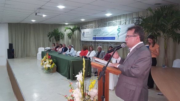 Merlong Solano participa de solenidade na UFPI em Picos