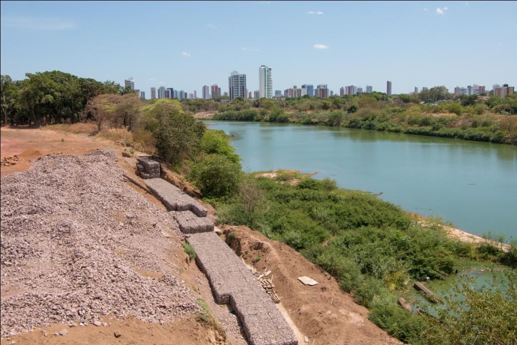 Obra na Via Sul Teresina