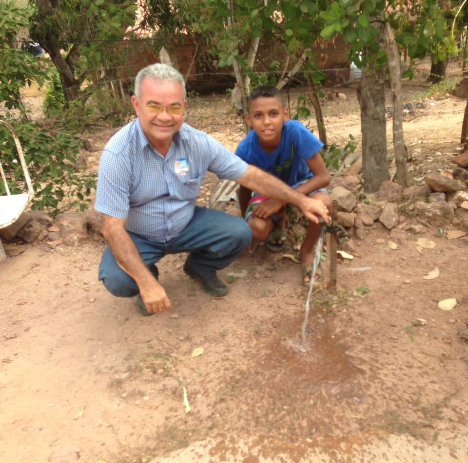 Prefeitura melhora abastecimento de água na comunidade Lagoinha