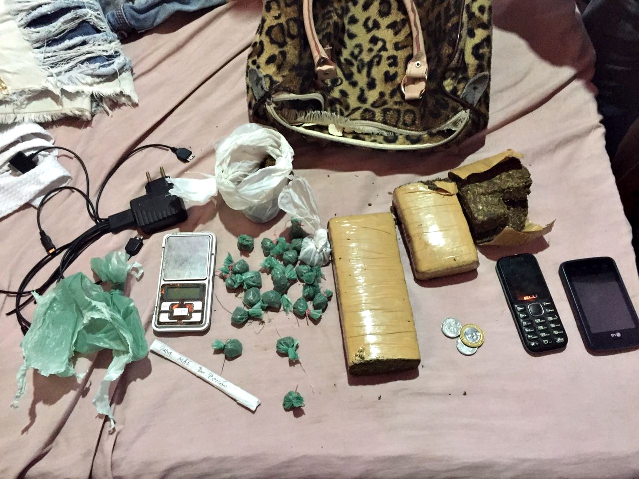 Droga apreendida no bairro Água Mineral