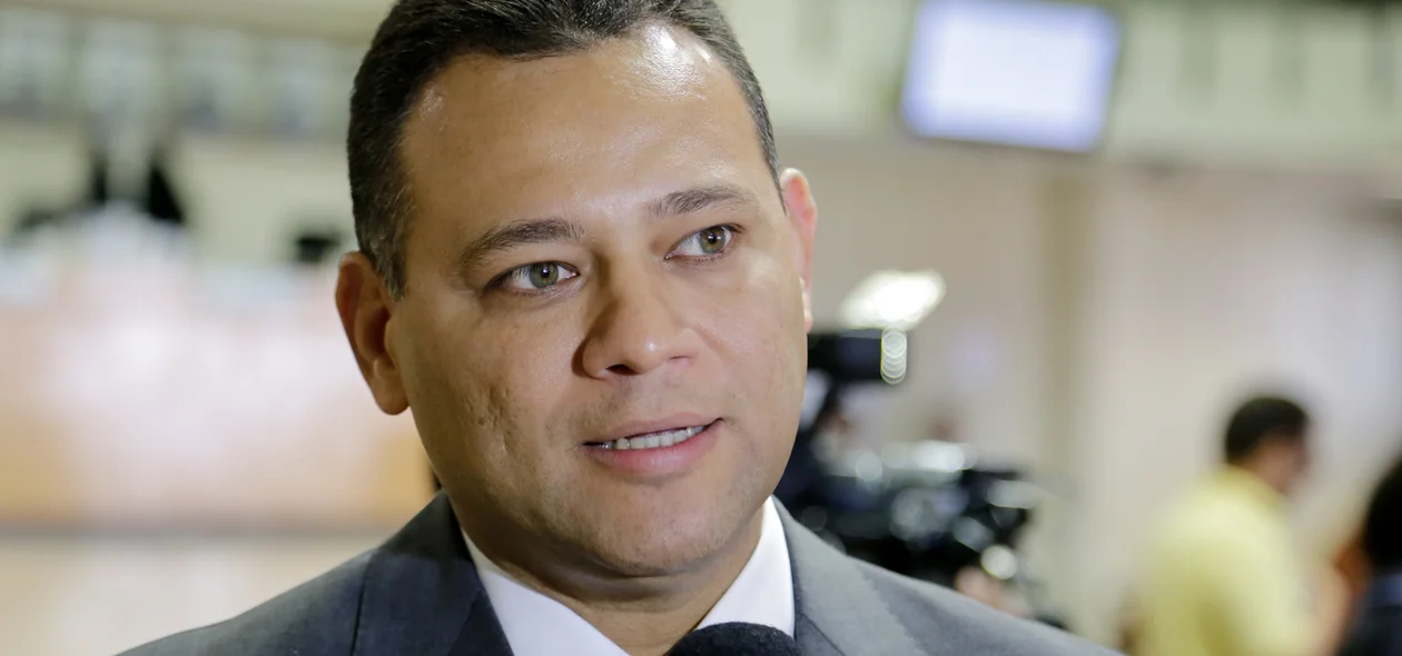 Delegado Geral, Riedel Batista 