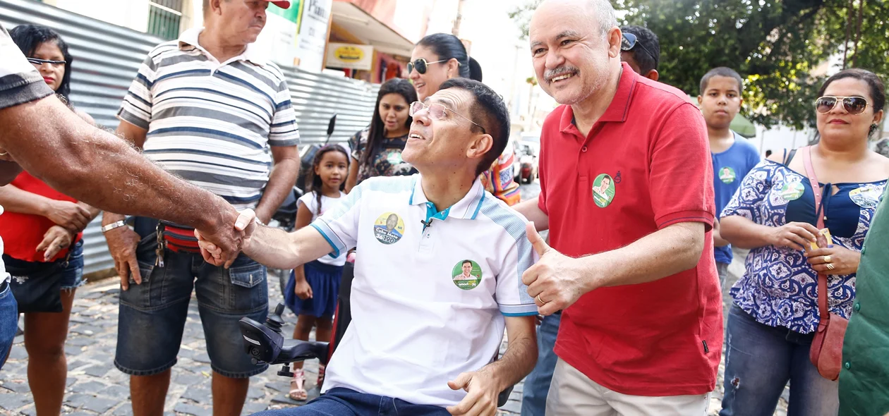 Amadeu ao lado do Vice Décio Solano no centro da capital 