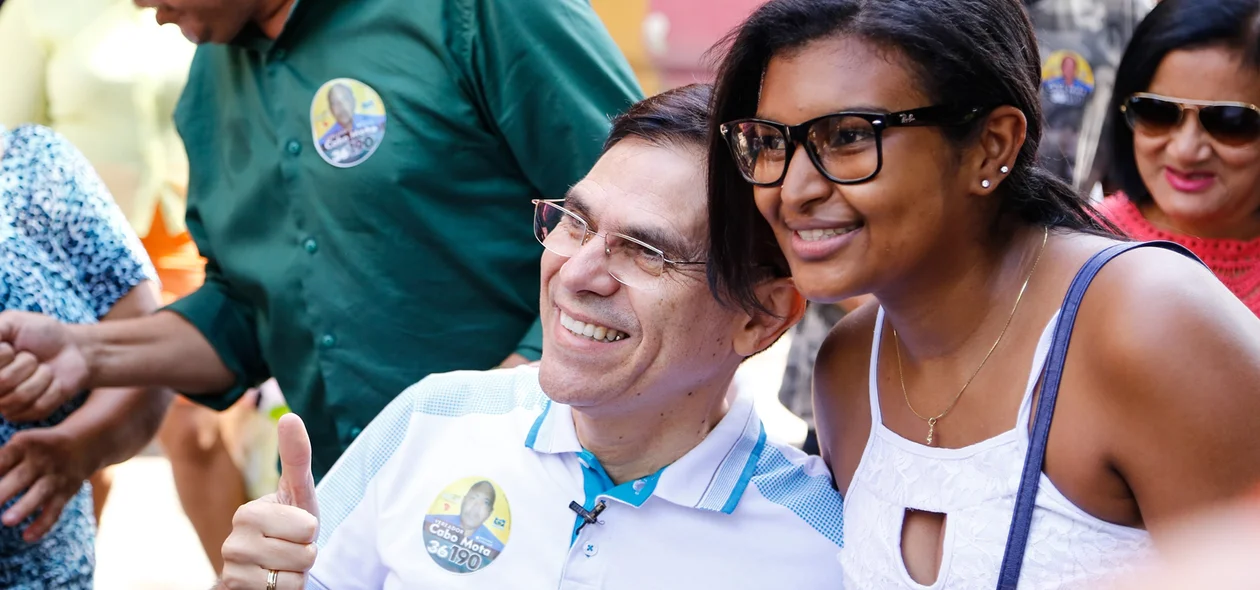 Amadeu Campos com o povo em Teresina 