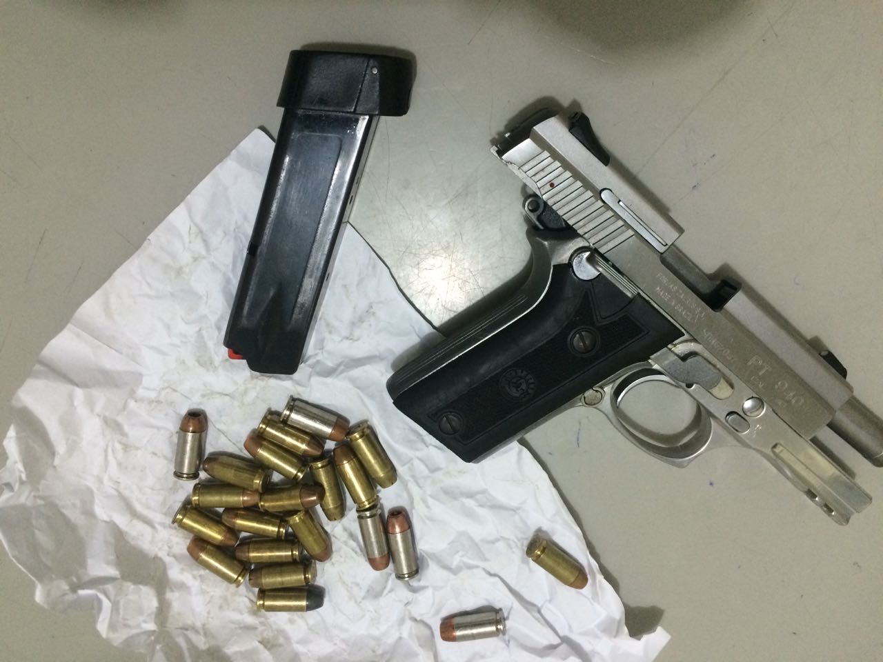 Arma utilizada durante a ação criminosa