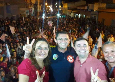 Padre Walmir e Edilson Carvalho com os deputados Fábio Novo e Flora Izabel. Fotos- divulgação