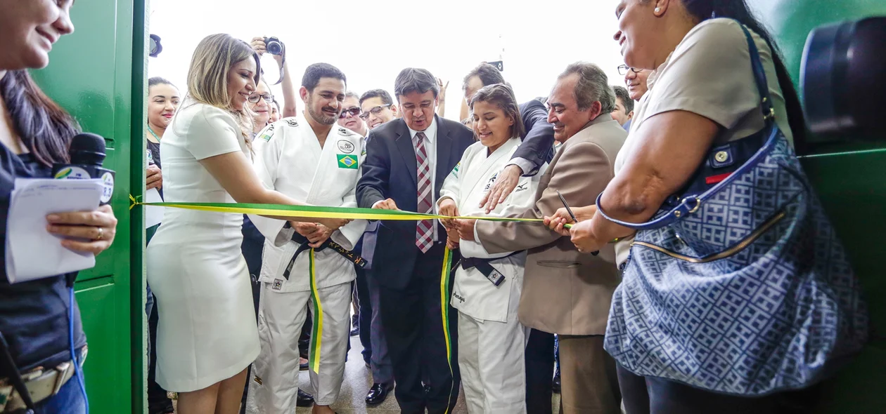 Inauguração do Centro de Artes Marciais  Sarah Menezes