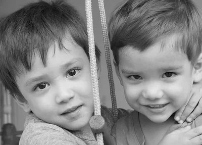 Meninos tinham 3 e 4 anos