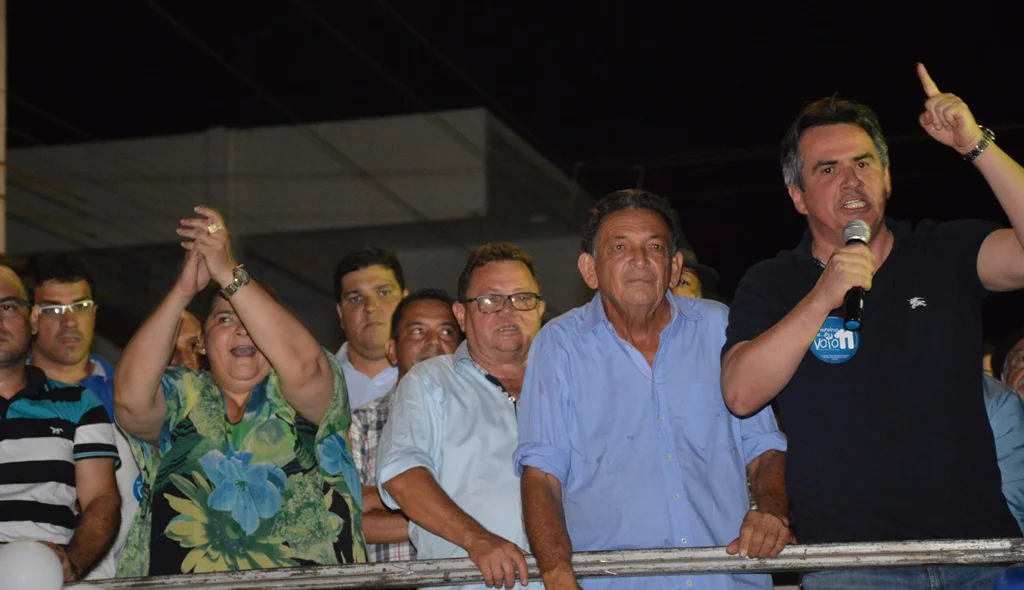 Senador Ciro Nogueira assume compromisso de ajudar Gil Paraibano