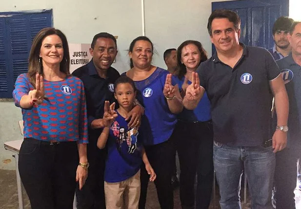 Ciro Nogueira e Iracema Portela com Joel Rodrigues