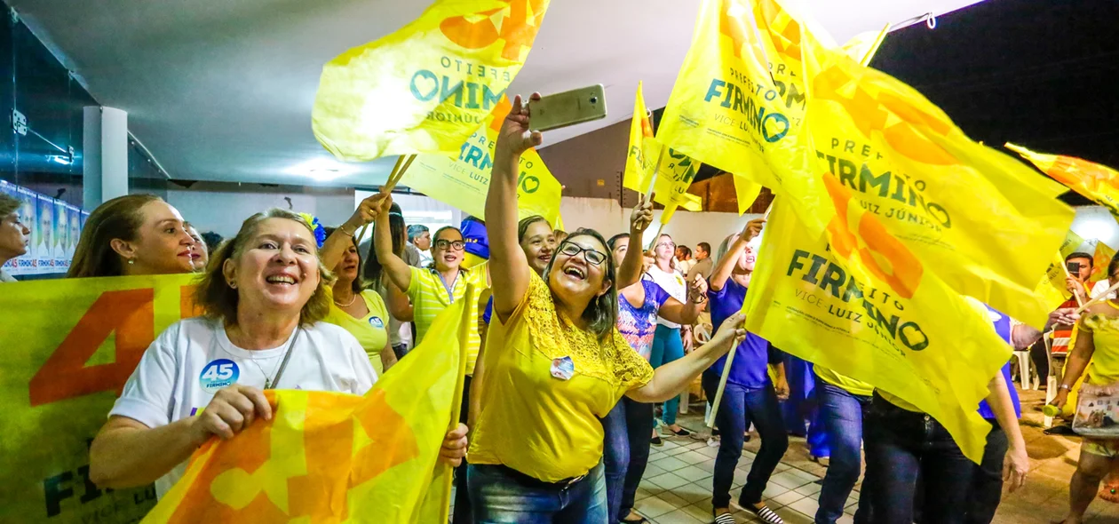 Comemoração na sede do PMDB
