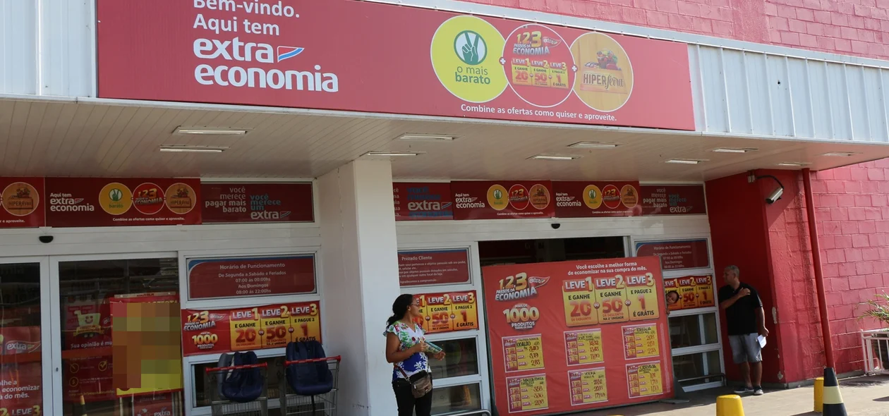 Entrada de acesso aos caixas eletrônico