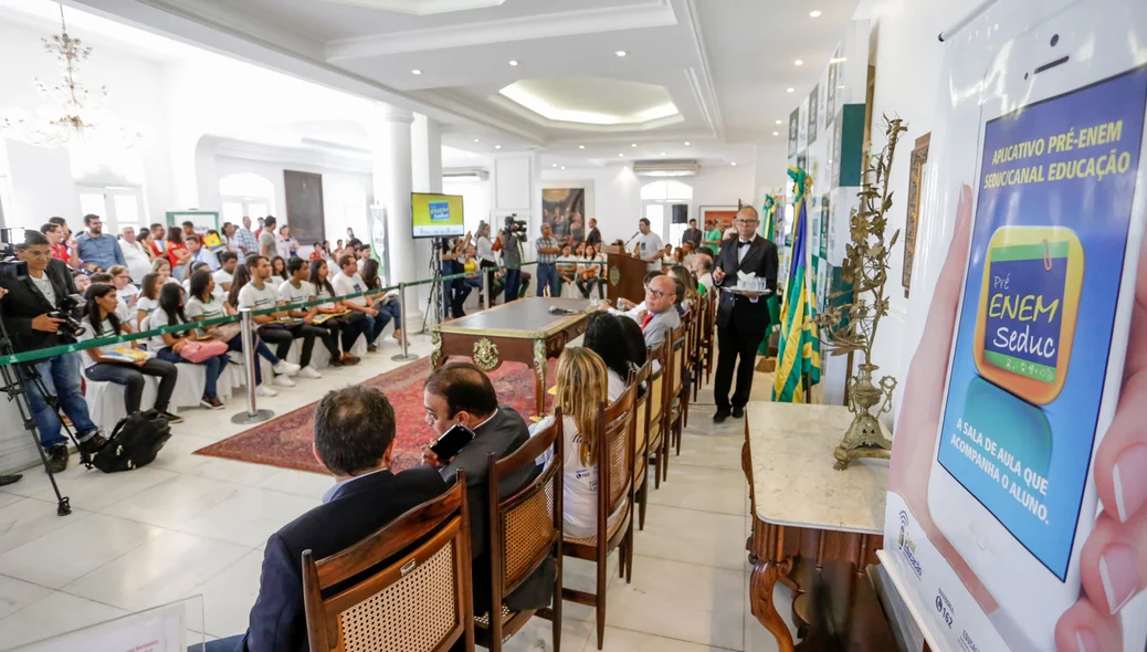 Lançamento do aplicativo Pré Enem Seduc