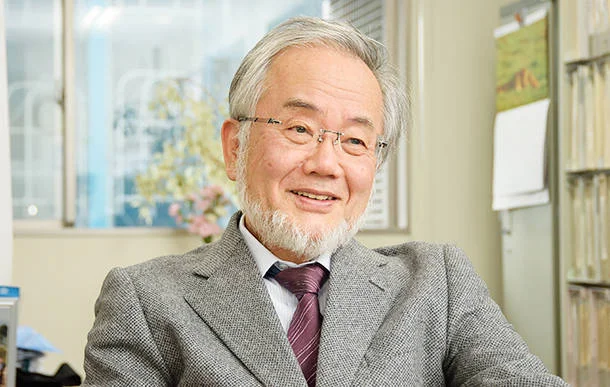 Yoshinori Ohsumi 