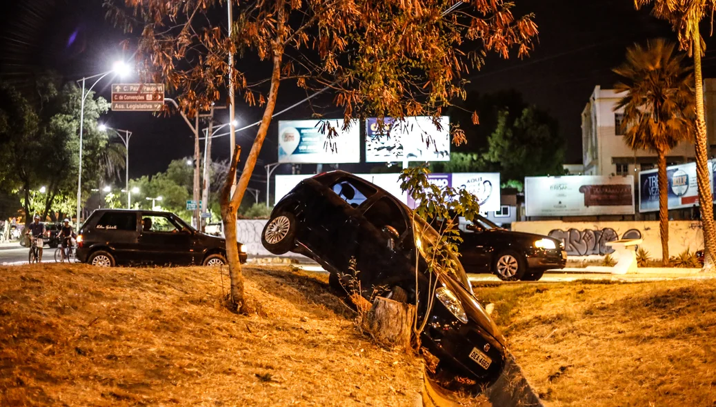 Manobra mal realizada provoca acidente