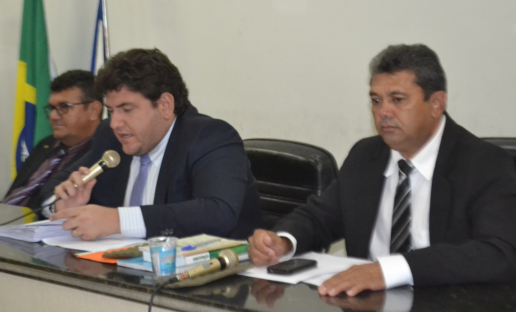 Disputa pela mesa diretora da Câmara de Picos é antecipada