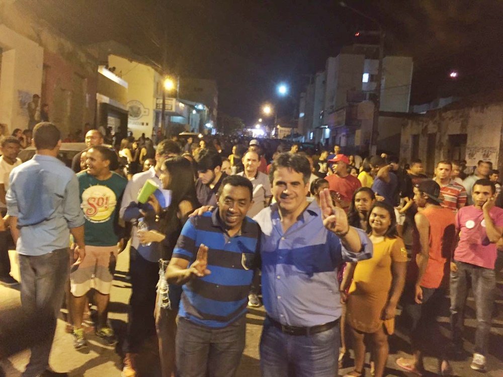 Ciro Nogueira na festa da vitória de Joel Rodrigues 