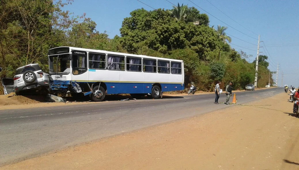 Avenida Josué de Moura Santos